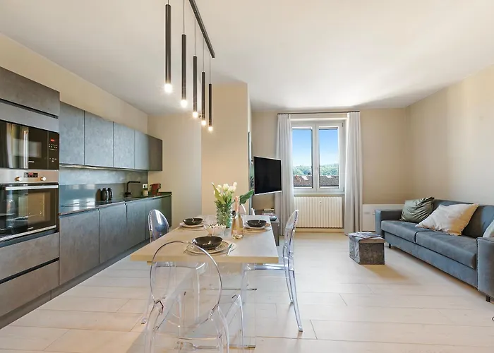 Apartman Viktor House - 100m Near - Happy